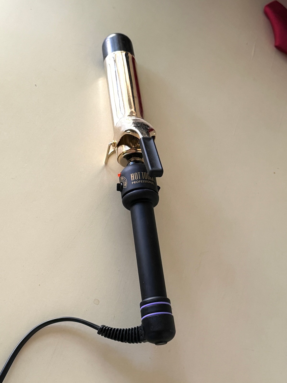 Hot Tools Professional 1.25” Curling Iron